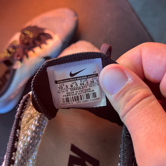 Nike Flynit Racer - Picture 4 of 4